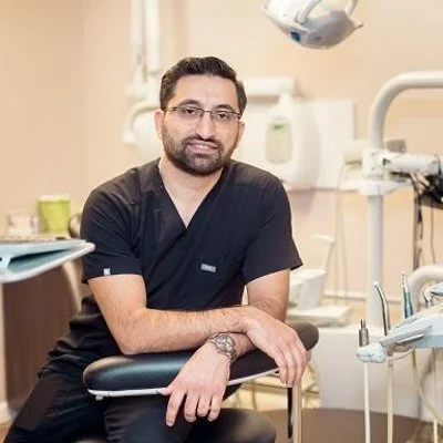 Dr. Yefim Aranbayev of Esthetic Dental in Levittown, PA